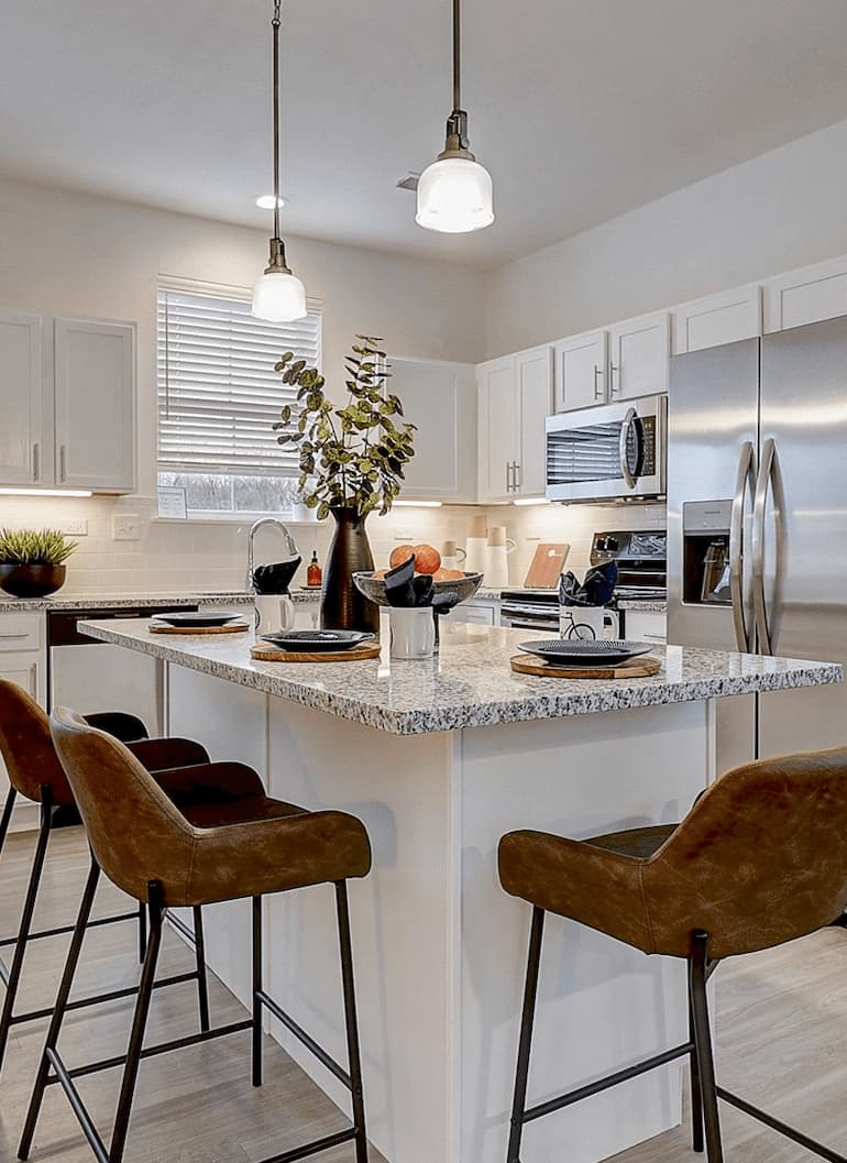 Wolfs Crossing Kitchen 3 (1) (1)