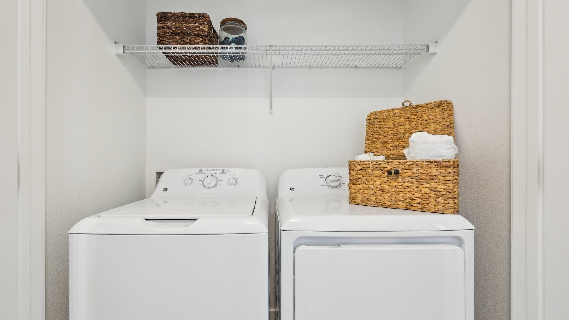 Avanterra Black Forest Model - Laundry