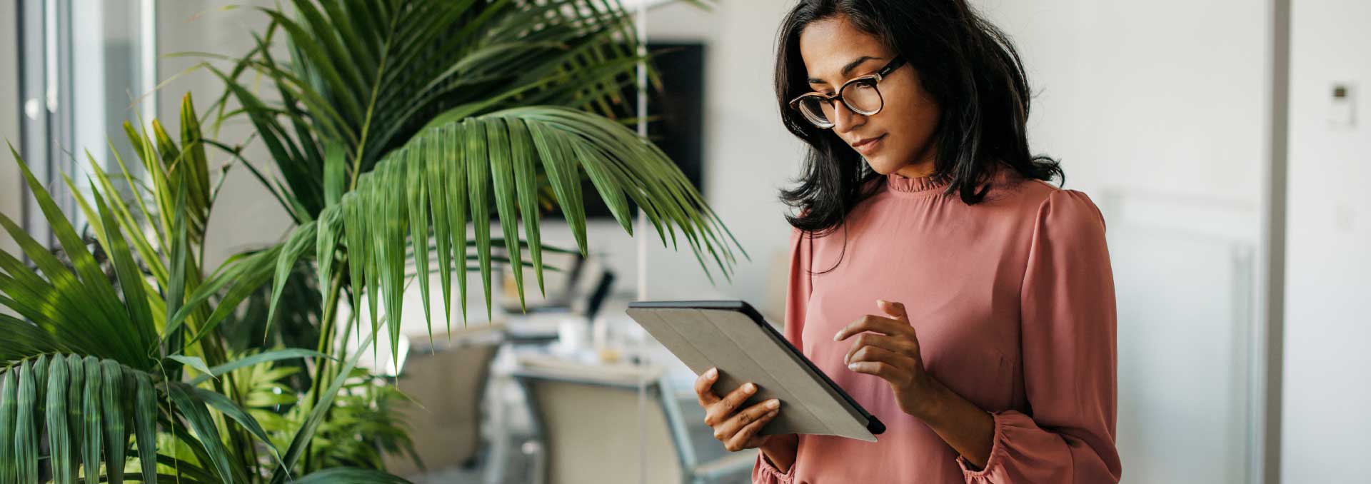 woman-looking-at-tablet